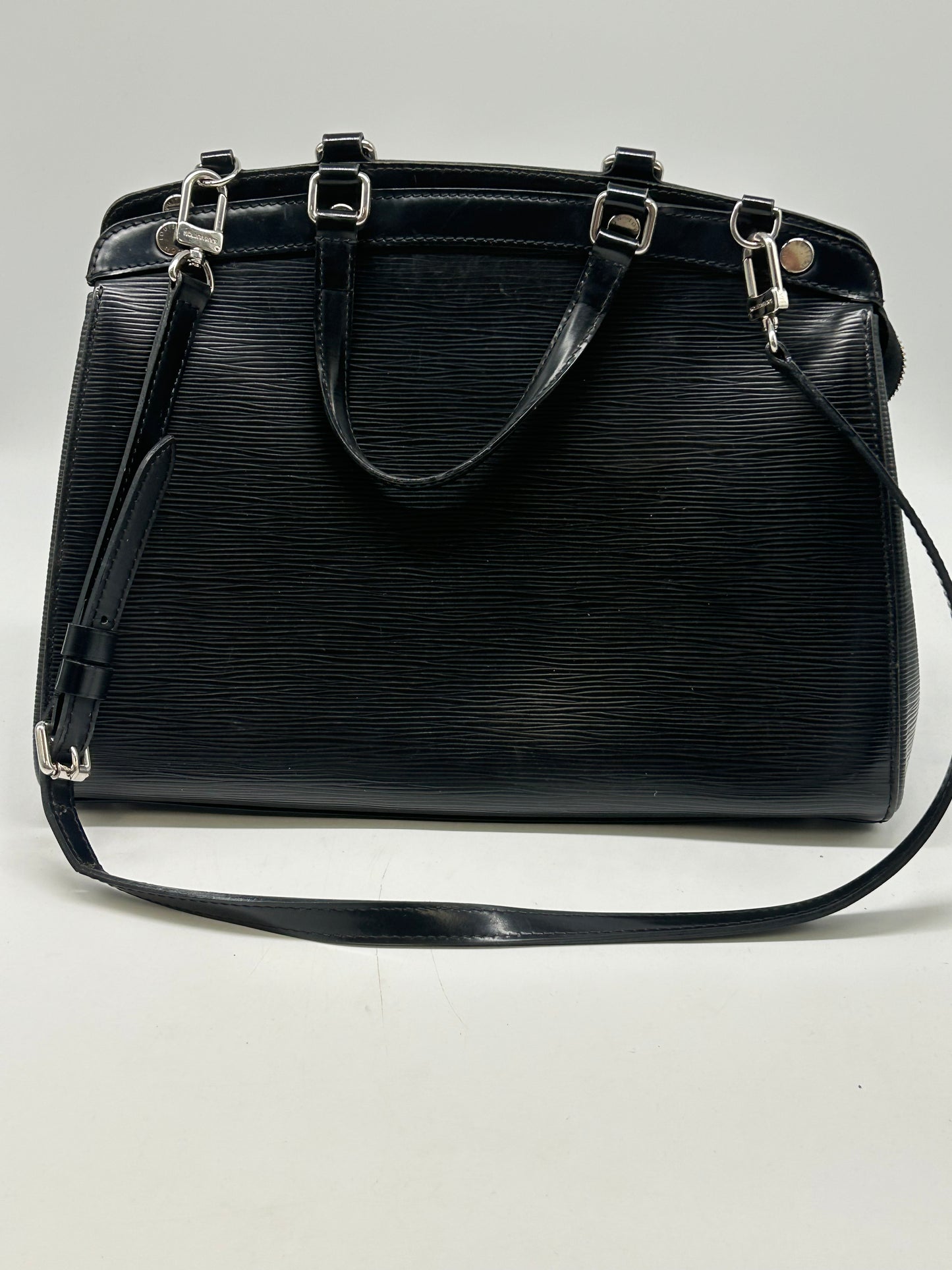 Handbag Luxury Designer By Louis Vuitton, Size: Medium