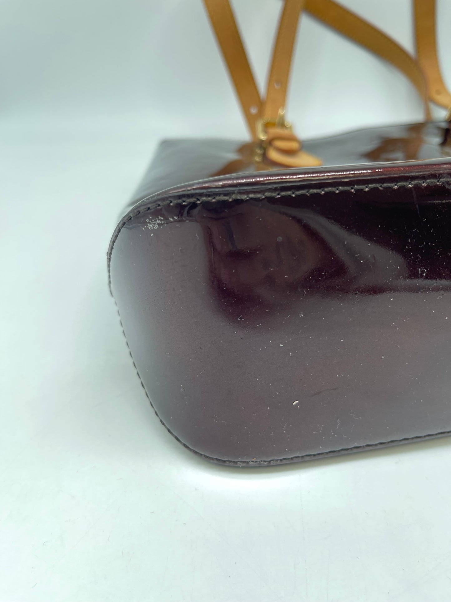 Handbag Luxury Designer By Louis Vuitton, Size: Medium