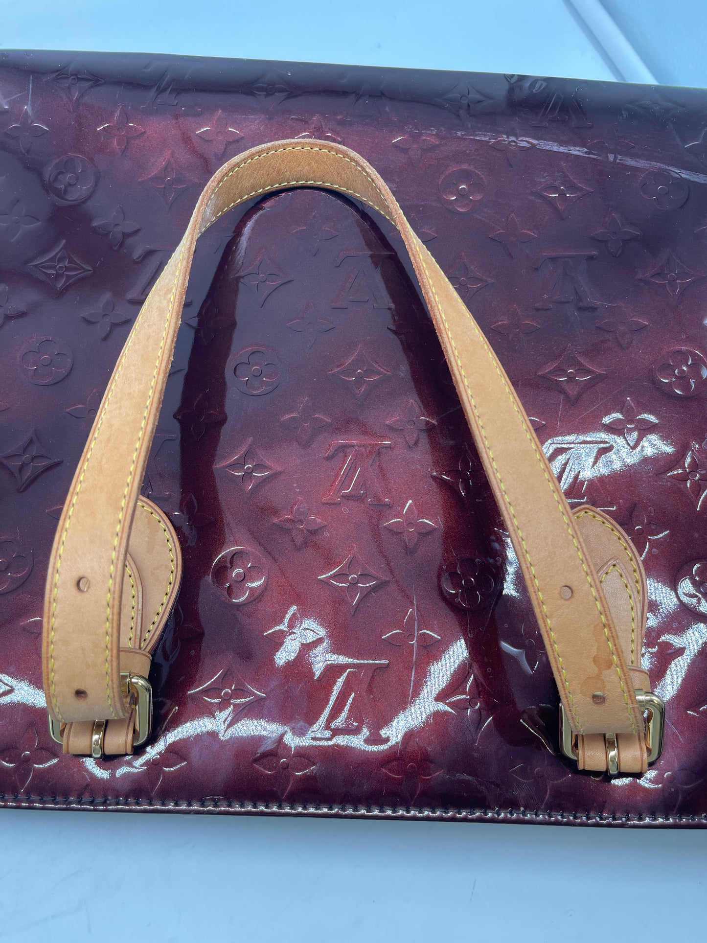 Handbag Luxury Designer By Louis Vuitton, Size: Medium