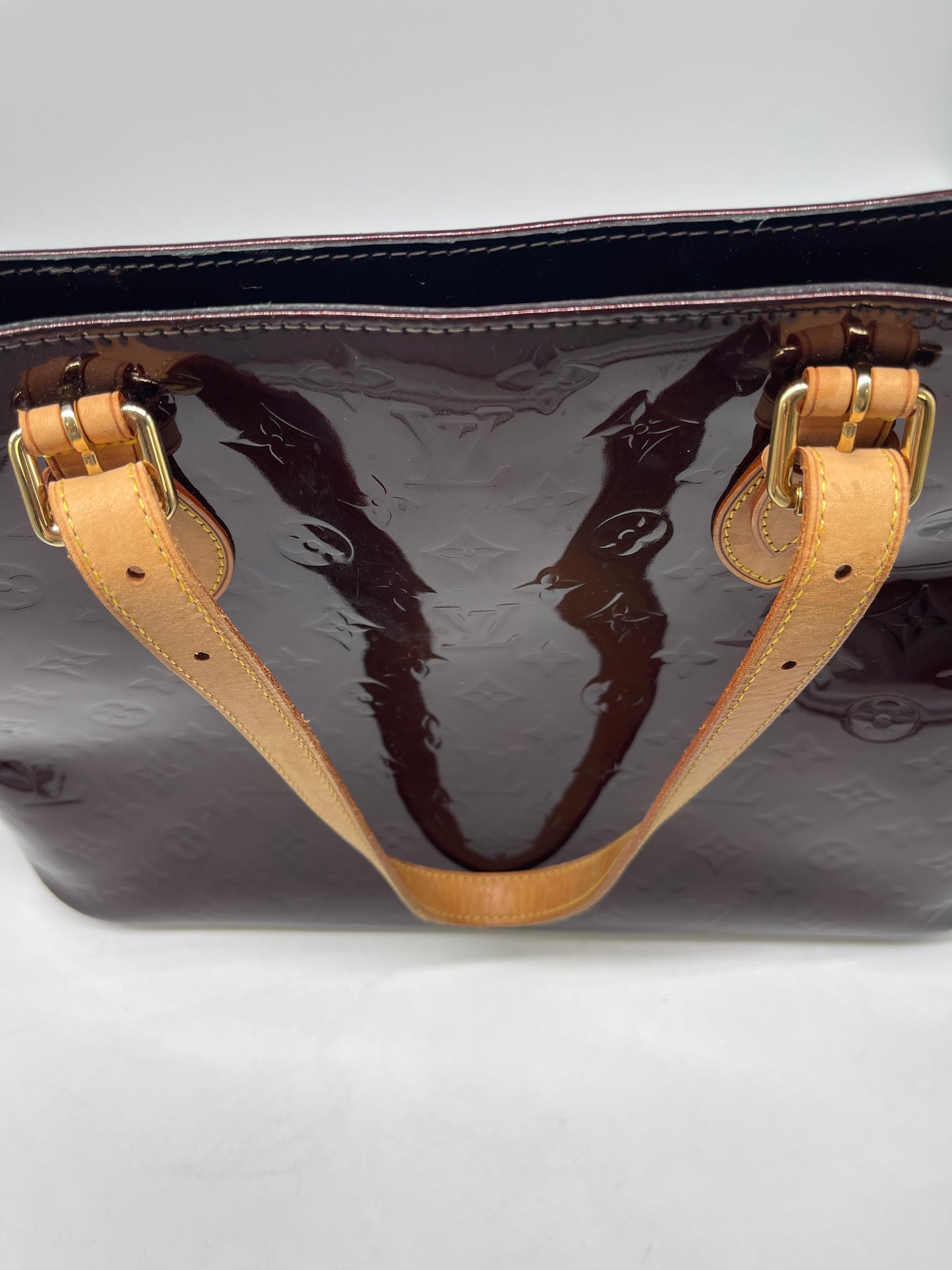 Handbag Luxury Designer By Louis Vuitton, Size: Medium