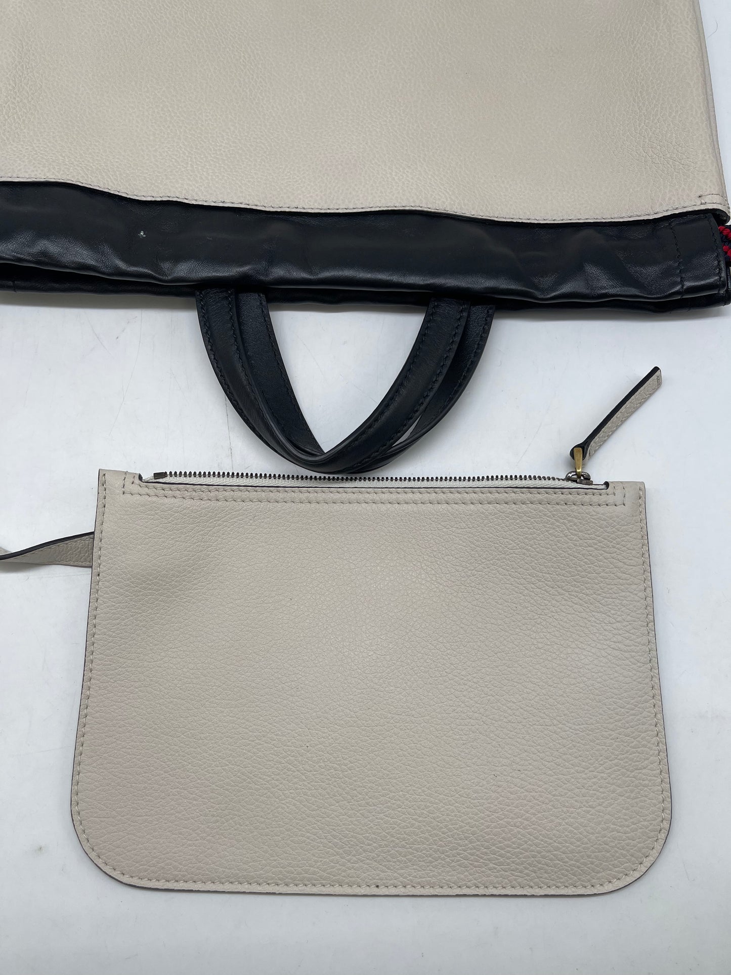 Backpack Luxury Designer By Gucci, Size: Medium