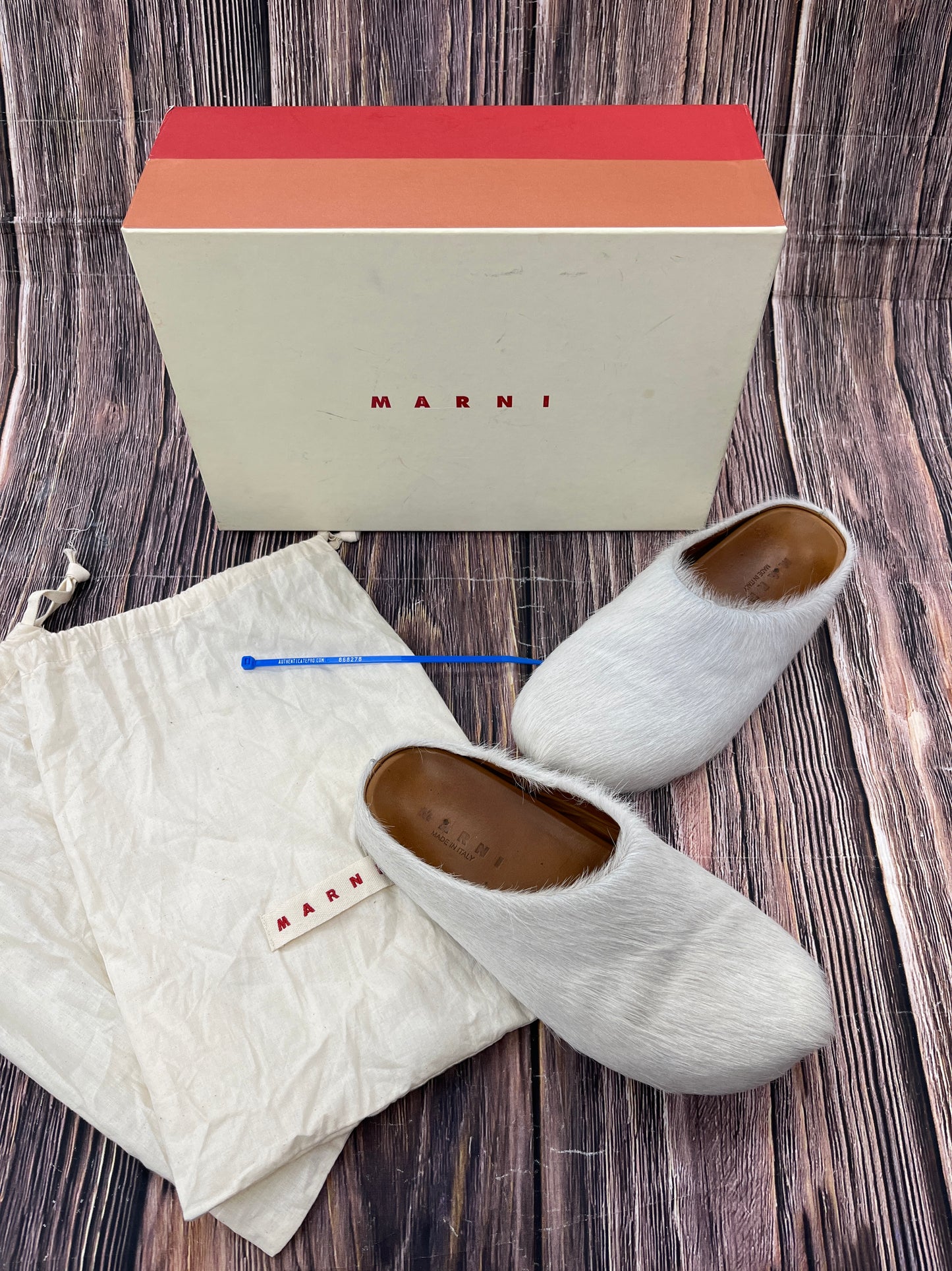 Shoes Flats Mule & Slide By Cma  Size: 10