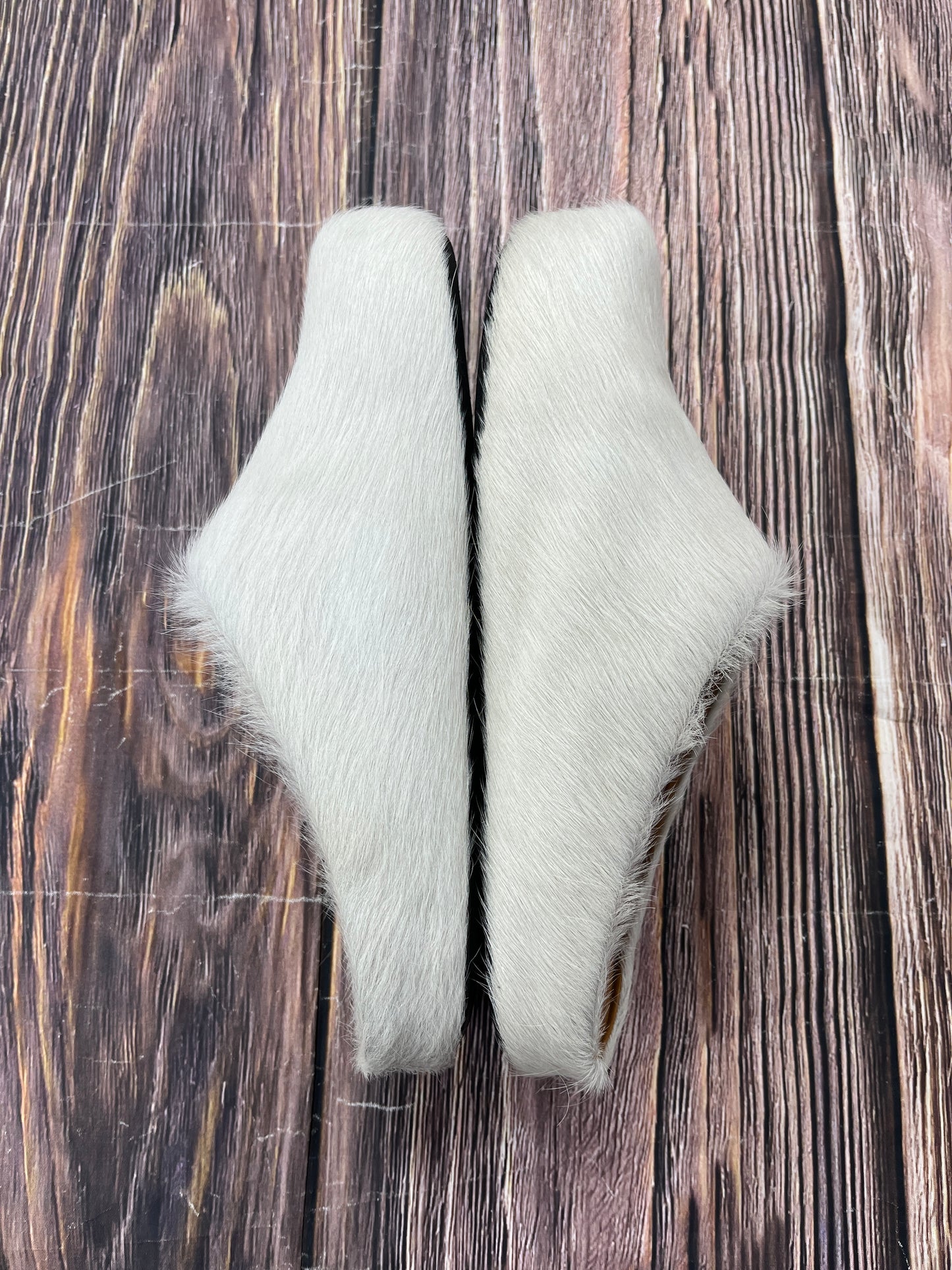 Shoes Flats Mule & Slide By Cma  Size: 10