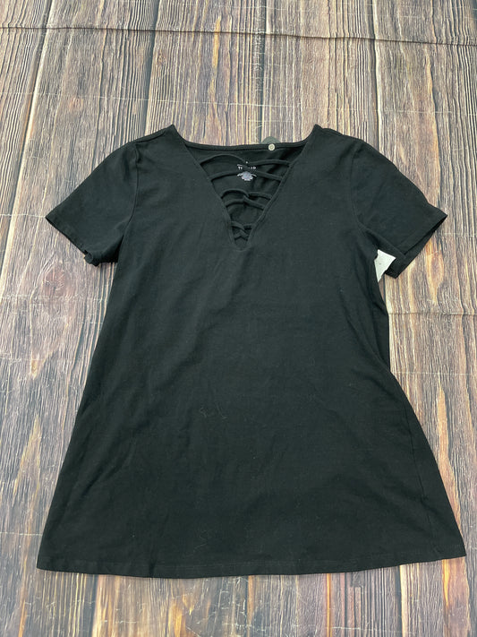 Top Short Sleeve Basic By Torrid  Size: 1x